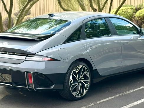 Used 2025 Hyundai Ioniq 6 SEL RWD image 8