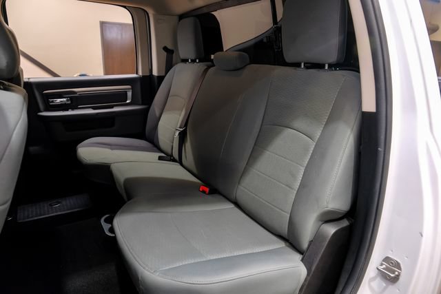 Used 2020 RAM 1500 Classic SLT RWD image 34