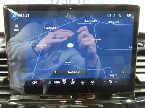 Used 2024 Ford Transit 350 XLT image 16