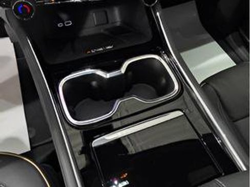 New 2026 Chevrolet Traverse High Country image 22