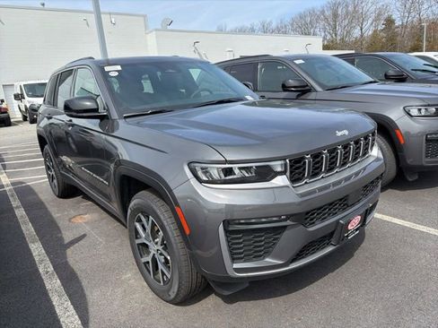 New 2026 Jeep Grand Cherokee Limited image 1