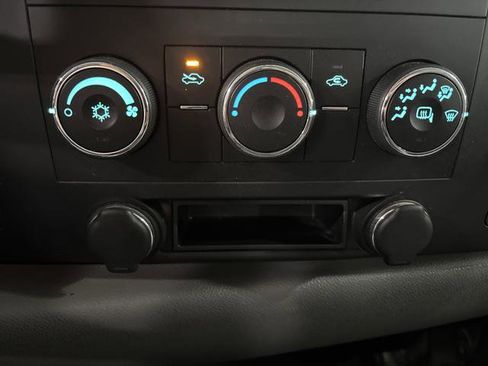 Used 2010 Chevrolet Silverado 2500 W/T image 16