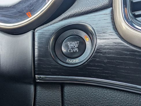 Used 2015 Jeep Grand Cherokee Summit w/ Platinum Series Group image 25