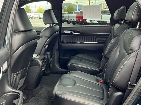 Used 2024 Hyundai Palisade Calligraphy image 14