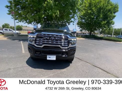 Used 2025 RAM 2500 Limited AWD/4WD image 2