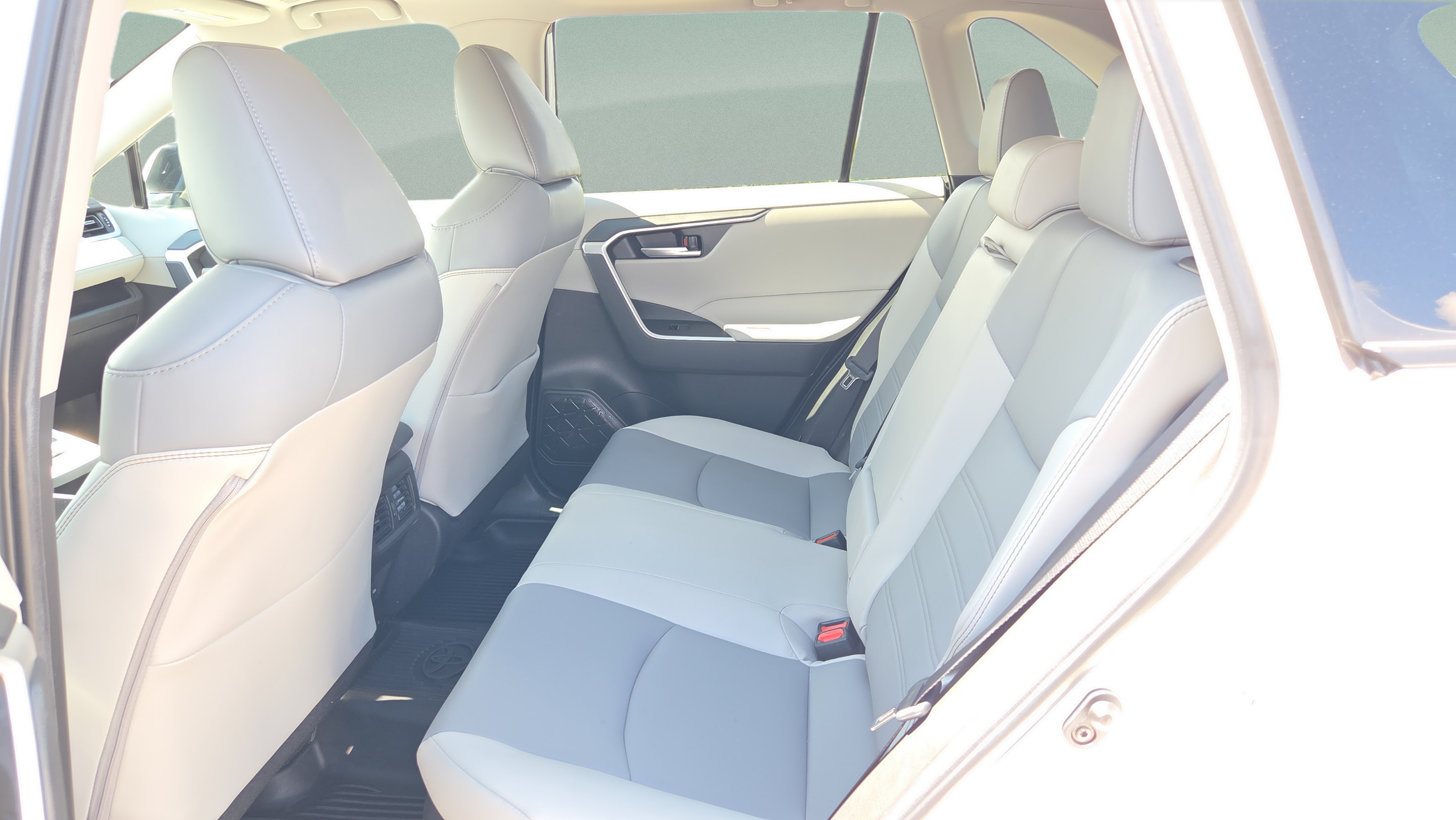 Certified 2023 Toyota RAV4 XLE Premium AWD/4WD image 12