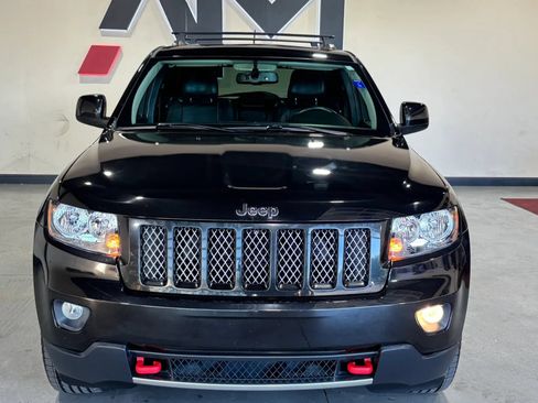 Used 2013 Jeep Grand Cherokee Altitude RWD image 3