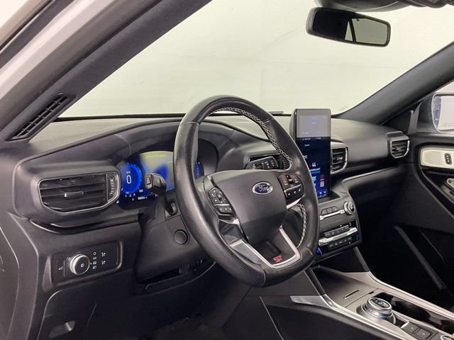 Used 2020 Ford Explorer ST w/ Premium Technology Package AWD/4WD image 14