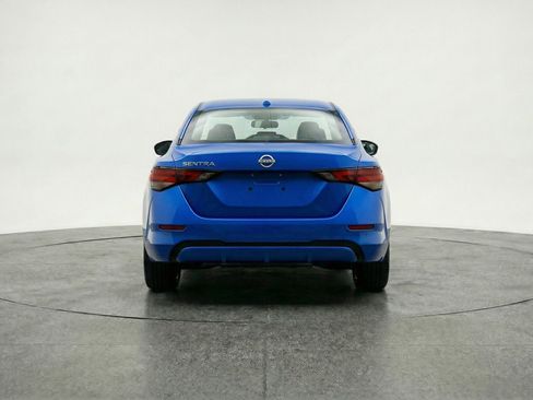 Used 2025 Nissan Sentra SV image 7