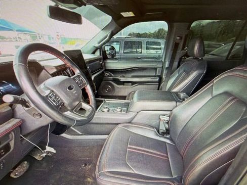 Used 2024 Ford Expedition Max Limited AWD/4WD image 6