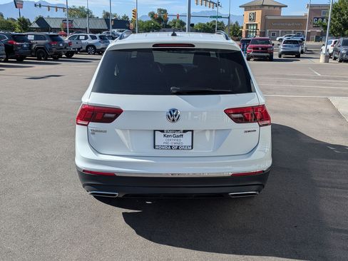 Used 2021 Volkswagen Tiguan SE w/ Panoramic Sunroof Package AWD/4WD image 7
