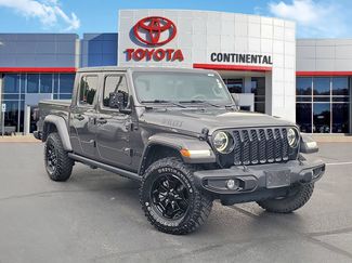 Used 2022 Jeep Gladiator Sport AWD/4WD video 2