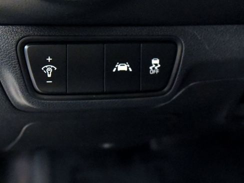 Used 2020 Kia Forte LXS image 16