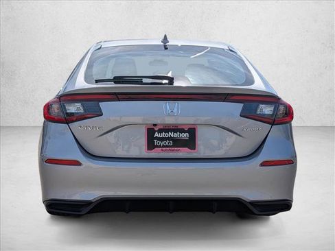Used 2024 Honda Civic Sport image 7