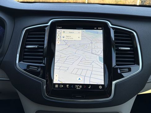 Certified 2023 Volvo XC90 B6 Plus w/ Protection Package Premier image 24