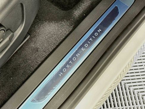 New 2026 Land Rover Range Rover Evoque Hoxton AWD/4WD image 30