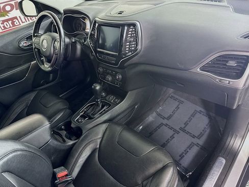 Used 2020 Jeep Cherokee Limited AWD/4WD image 33