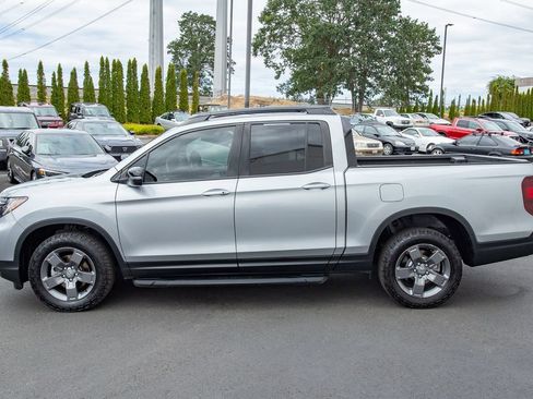 Certified 2024 Honda Ridgeline TrailSport image 8