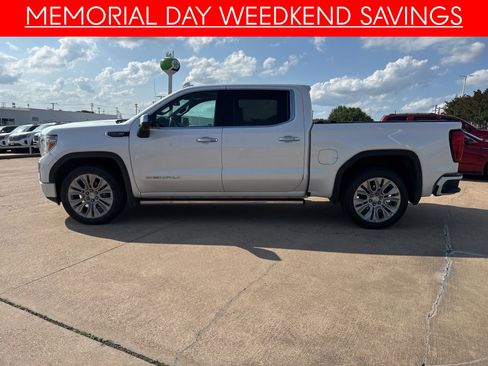 Used 2022 GMC Sierra 1500 Denali w/ Denali Premium Package AWD/4WD image 4
