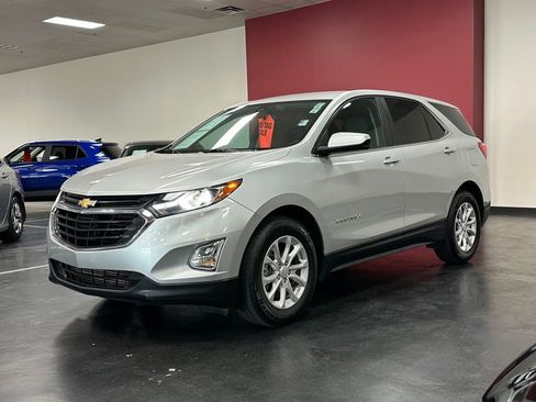 Used 2021 Chevrolet Equinox LT FWD image 3