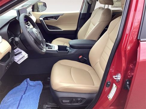 New 2025 Toyota RAV4 XLE Premium image 9
