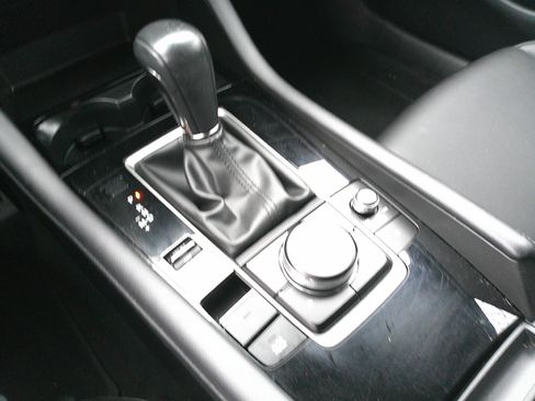 Used 2024 MAZDA MAZDA3 s image 28