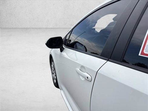 Certified 2024 Toyota Corolla LE FWD image 30