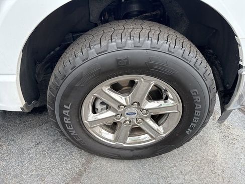 Used 2025 Ford F150 XLT w/ Equipment Group 302A MID image 29