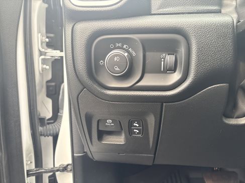 Used 2022 RAM 1500 Big Horn image 16
