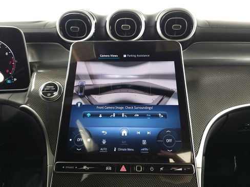 Used 2024 Mercedes-Benz GLC 300 4MATIC w/ Driver Assistance Package image 23