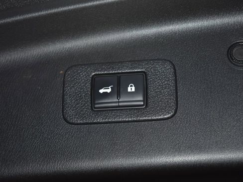 Certified 2024 Nissan Armada Platinum w/ Captain's Chairs Package image 35