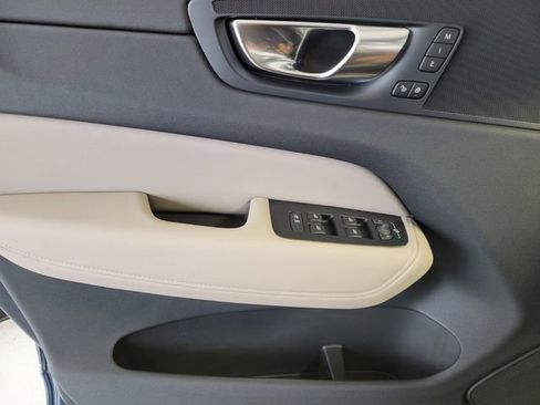 New 2026 Volvo XC60 B5 Plus w/ Protection Package Premier image 21