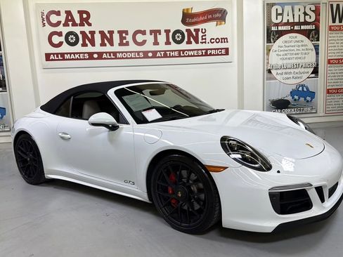 Used 2017 Porsche 911 Cabriolet image 4