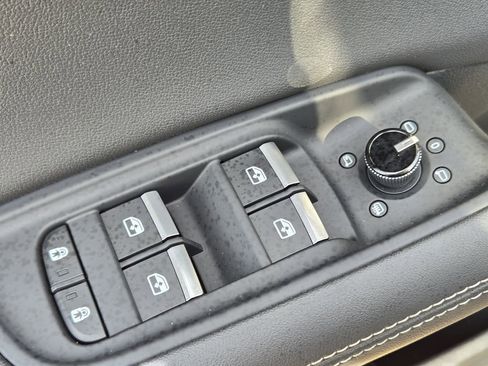 Certified 2023 Audi Q8 Premium Plus w/ Premium Plus Package image 31