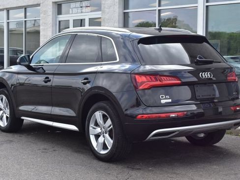 Used 2019 Audi Q5 2.0T Premium Plus w/ Premium Plus Package AWD/4WD image 11