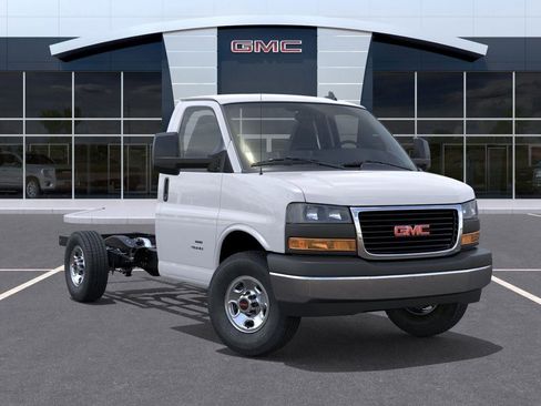 New 2025 GMC Savana 3500 w/ Power Convenience Package image 21