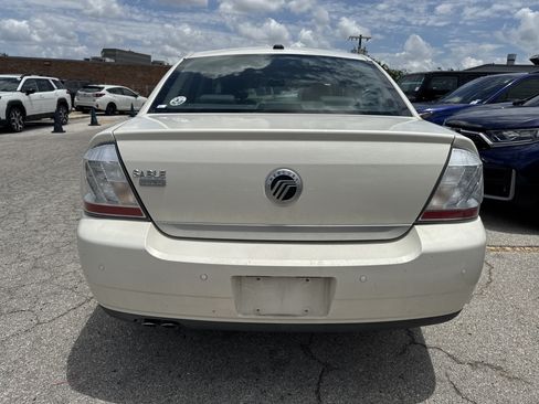 Used 2009 Mercury Sable Premier FWD image 3
