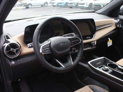 New 2026 Chevrolet Equinox ACTIV FWD image 10