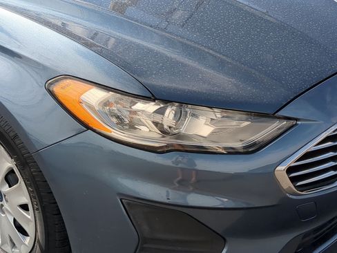 Used 2019 Ford Fusion S FWD image 11