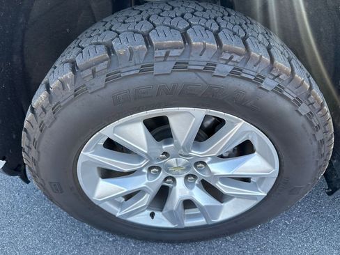 Used 2020 Chevrolet Silverado 1500 Custom w/ Custom Max Trailering Package image 13