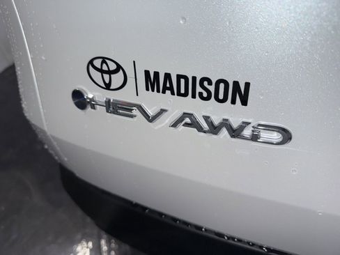 New 2026 Toyota Grand Highlander AWD Hybrid image 44