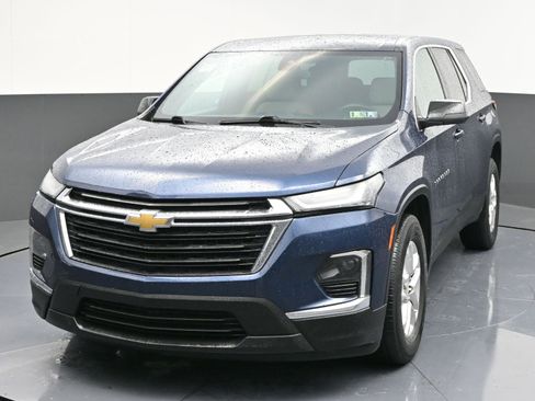 Certified 2023 Chevrolet Traverse LS image 3
