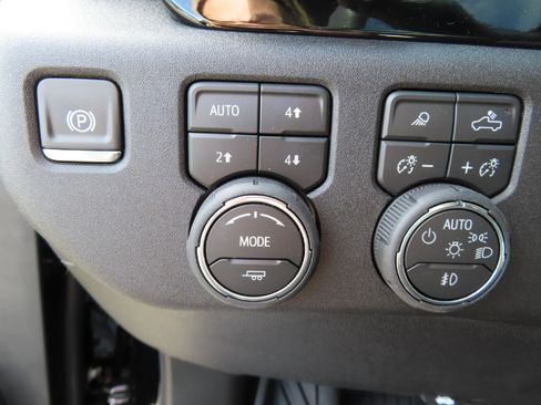 New 2026 Chevrolet Silverado 3500 LTZ w/ LTZ Plus Package image 36