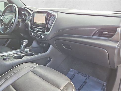 Used 2022 Chevrolet Traverse Premier w/ Redline Edition AWD/4WD image 22