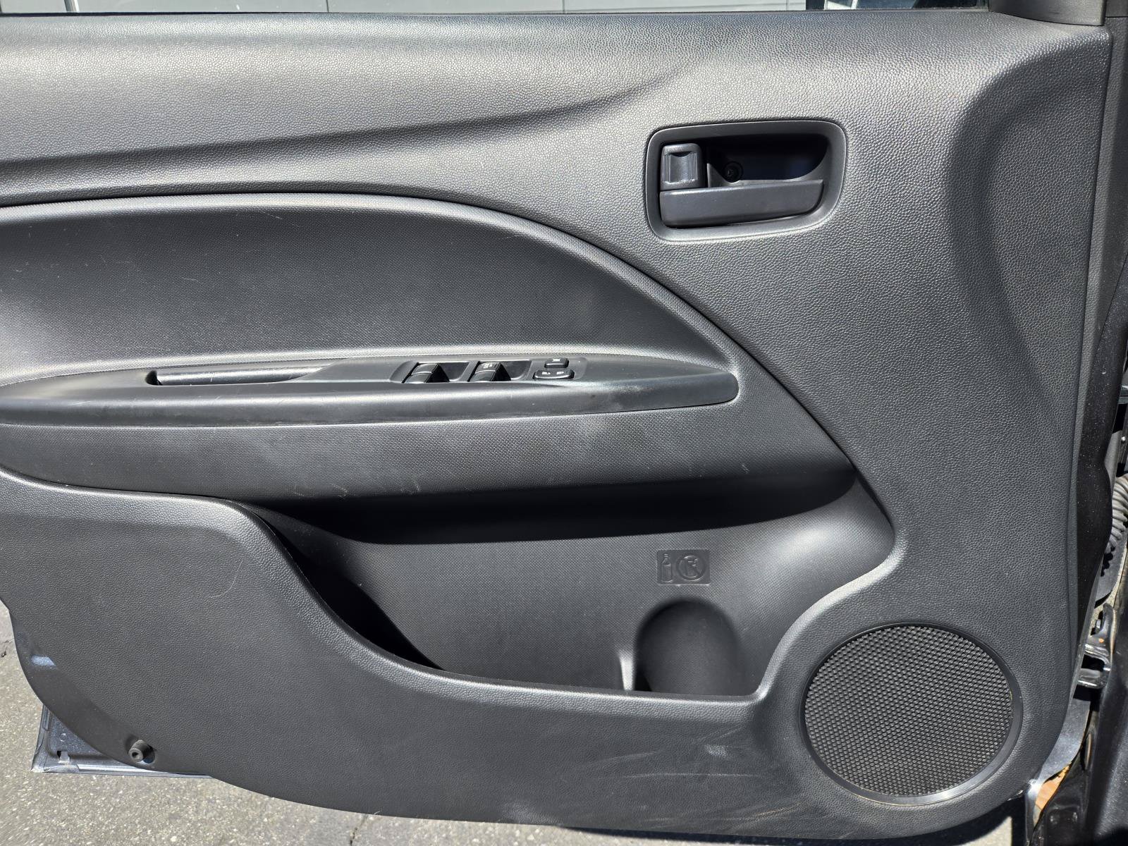 Used 2024 Mitsubishi Mirage ES FWD image 19