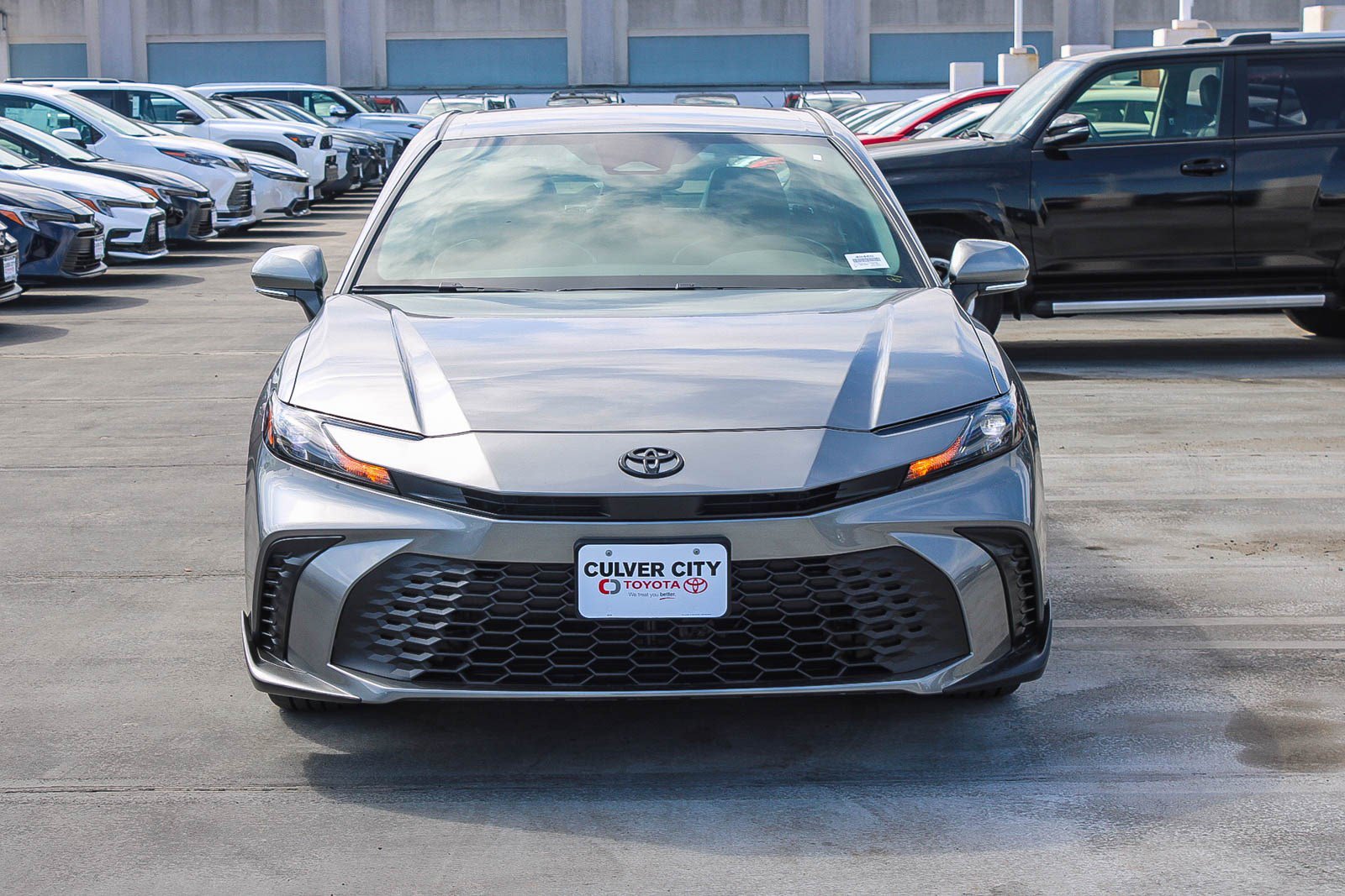 New 2026 Toyota Camry SE FWD image 2