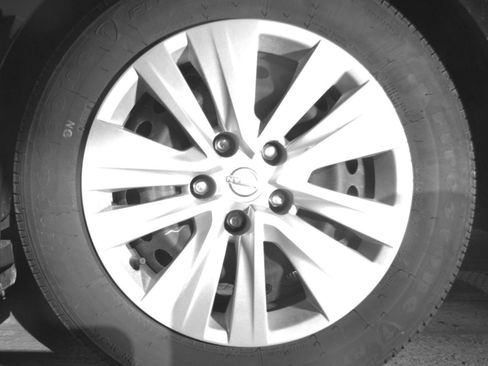 Used 2025 Nissan Sentra S FWD image 14