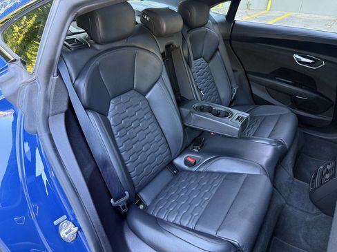 Used 2022 Audi e-tron GT Prestige w/ Prestige Package image 20