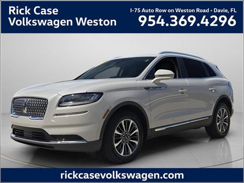 Used 2023 Lincoln Nautilus AWD w/ Premium Package image 1