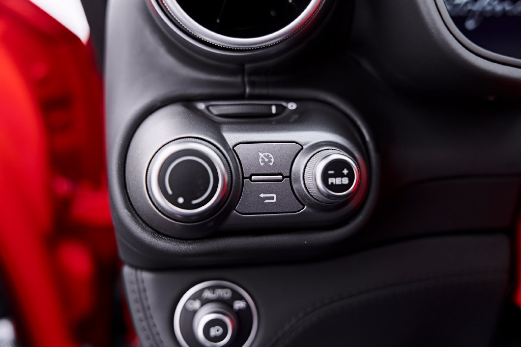 Used 2022 Ferrari Portofino M RWD image 61